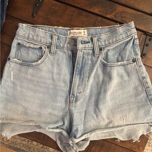 Abercrombie & Fitch High Rise 90s relaxed cutoff shorts size 26
